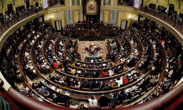 El Congreso vota esta semana el decreto del fondo de rescate a empresas, el Renove y las ayudas al turismo